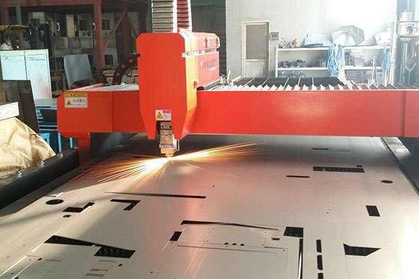 使用激光切割机精密度明显提升-三亿体育·三亿官方网站-三亿(中国)